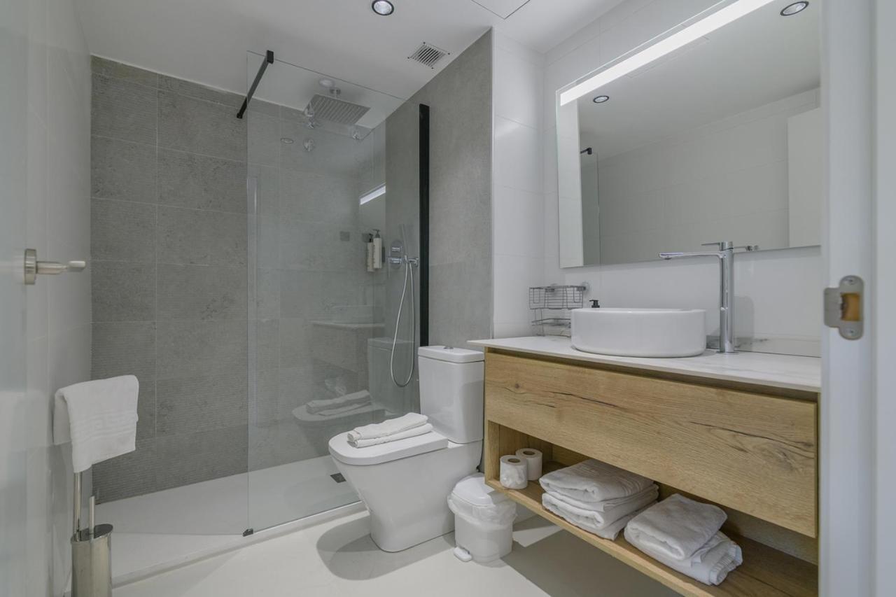 Aparthotel Marsol Castelldefels Ngoại thất bức ảnh