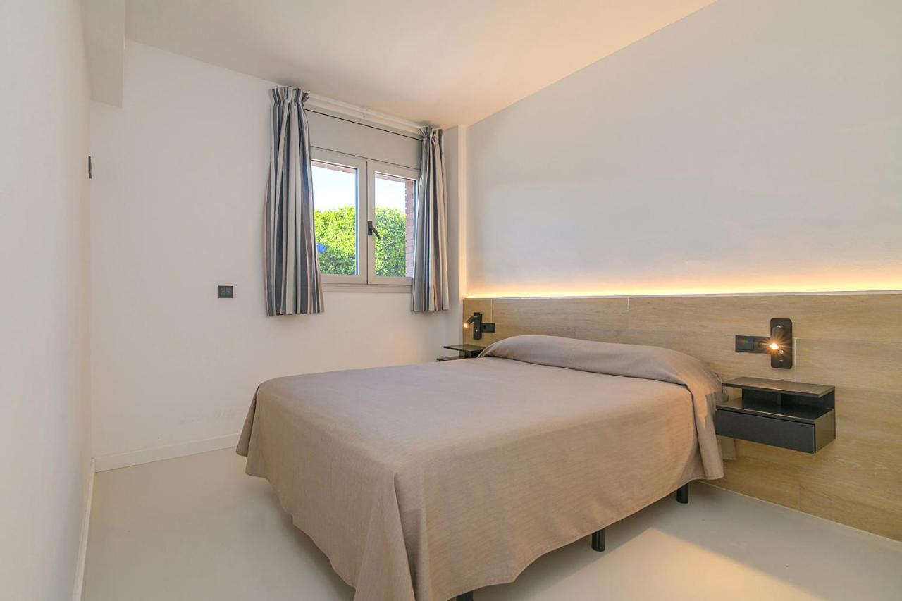 Aparthotel Marsol Castelldefels Ngoại thất bức ảnh