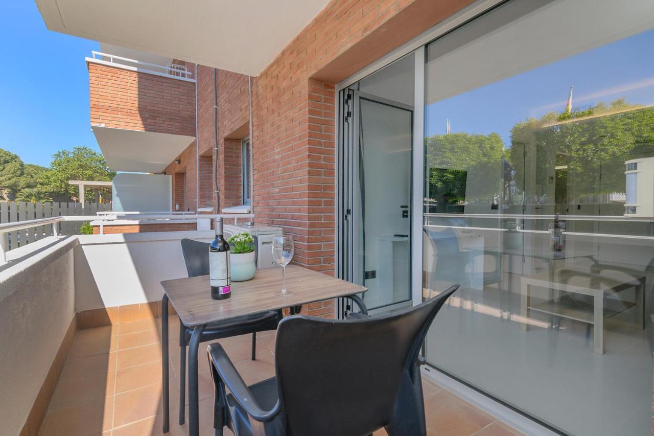 Aparthotel Marsol Castelldefels Ngoại thất bức ảnh